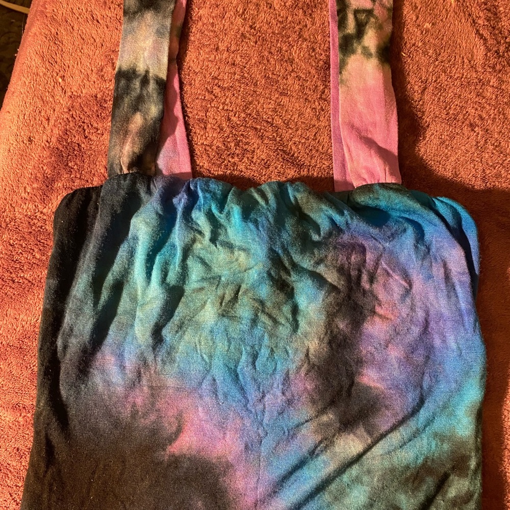 publik crop top tie dye tank top